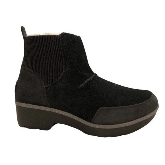 Y2K UGG Women's Kress Black Suede Waterproof Ankle Boots 1095147 Sz 6 Chunky OLD - Picture 1 of 9